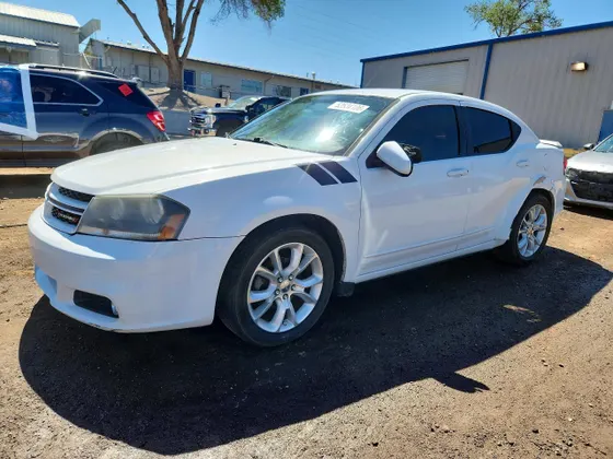 2013 Dodge Avenger R/T