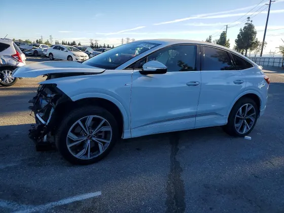 2023 Audi Q4 e-tron Sportback Premium