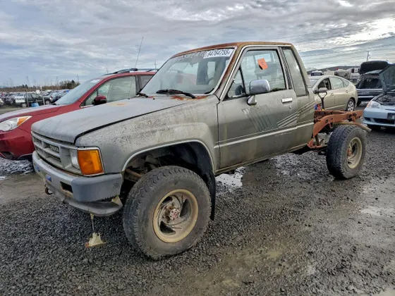 1987 Toyota Xtracab Trucks XTRACAB RN67 DLX