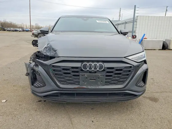 2024 Audi Q8 e-tron Sportback S line Premium Plus