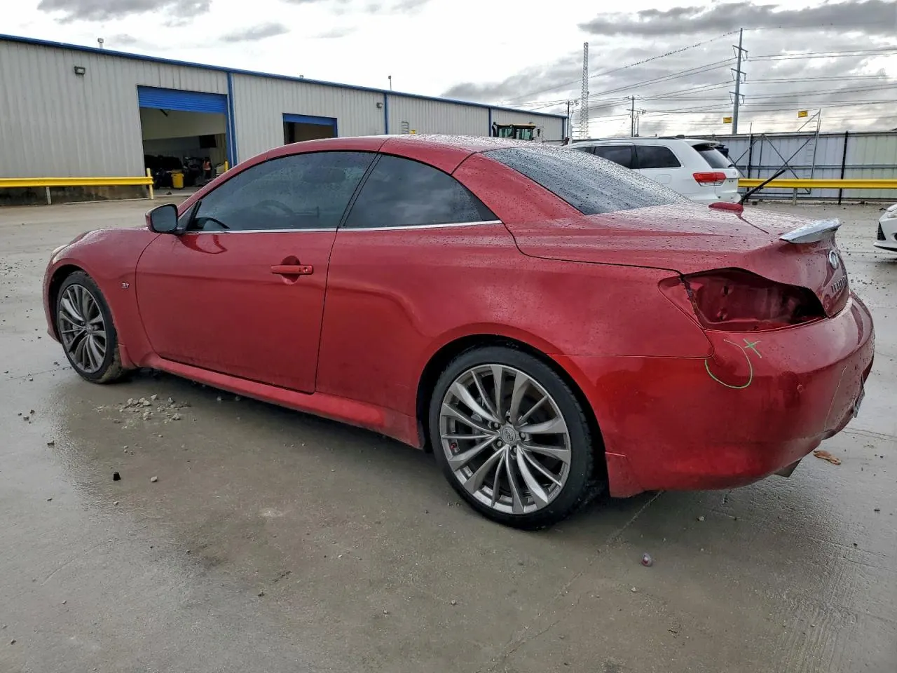 2014 INFINITI Q60 Convertible