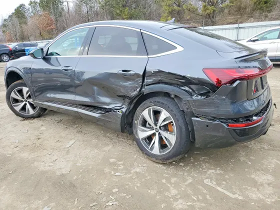 2024 Audi Q8 e-tron Sportback S line Premium Plus