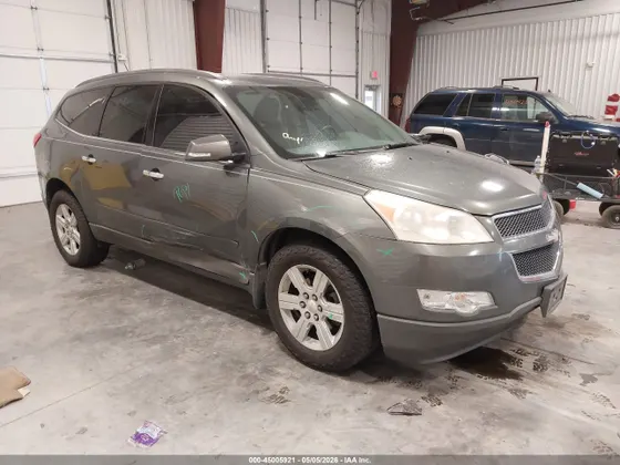 2011 Chevrolet Traverse LT w/2LT