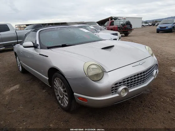 2004 Ford Thunderbird Deluxe