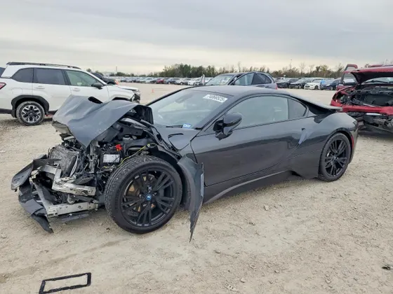 2015 BMW i8