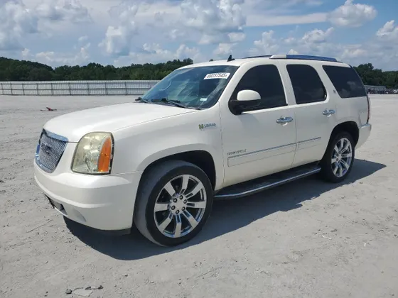 2011 GMC Yukon Hybrid Denali