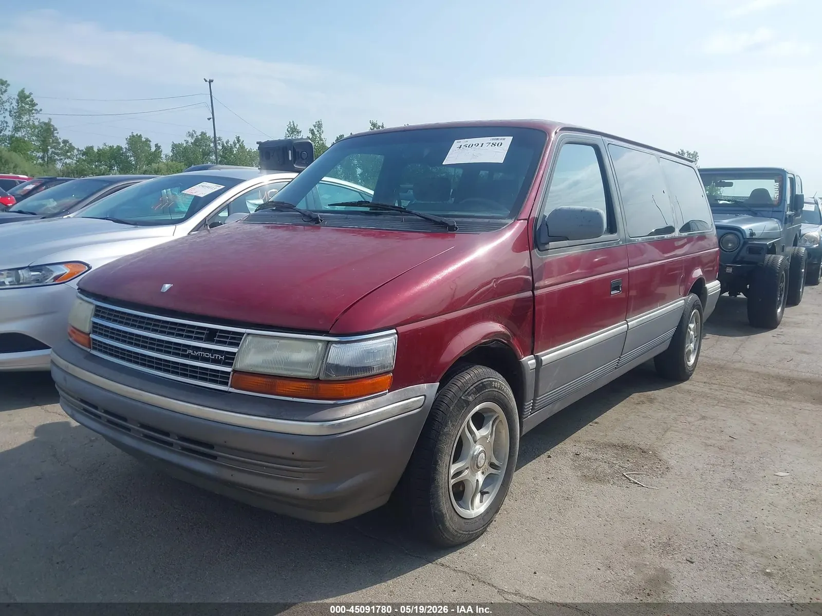 1992 Plymouth GRAND VOYAGER LE