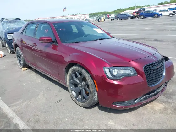 2022 Chrysler 300 300S