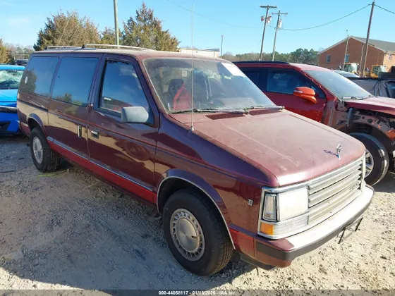 1990 Plymouth GRAND VOYAGER SE