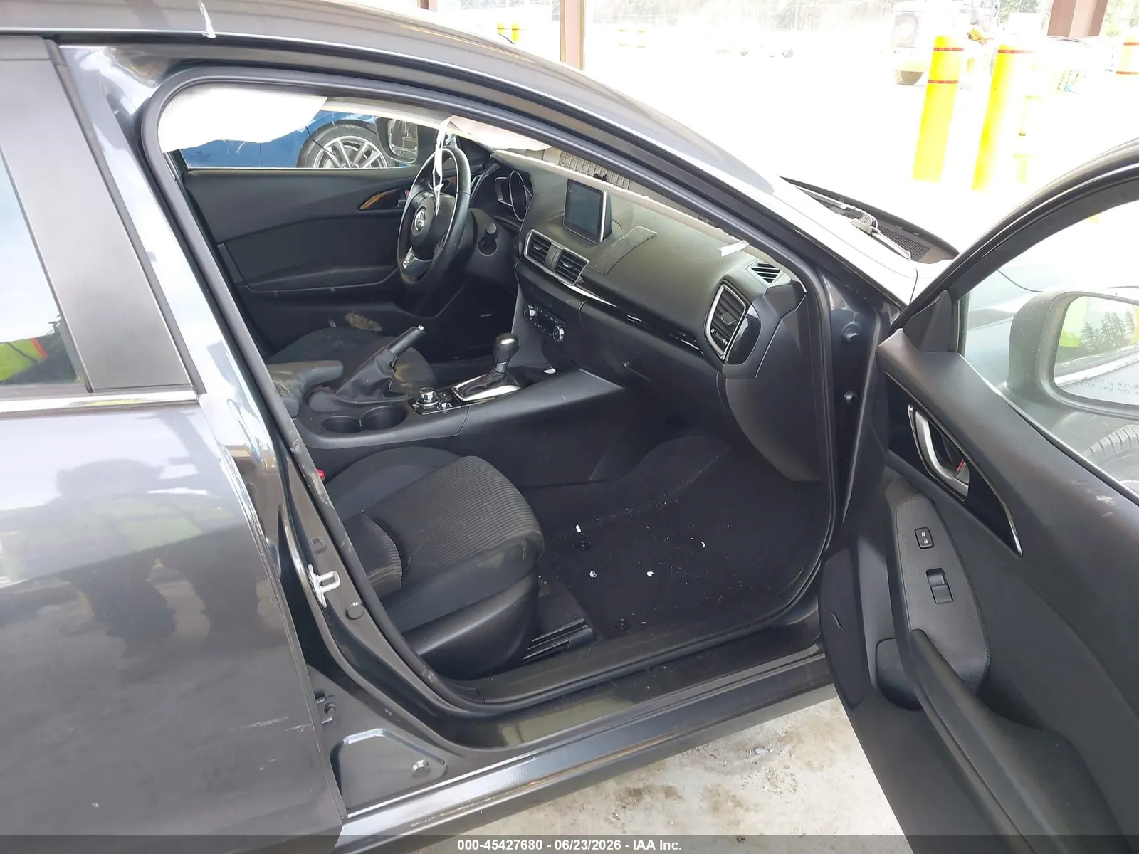 2015 Mazda Mazda3 i Touring
