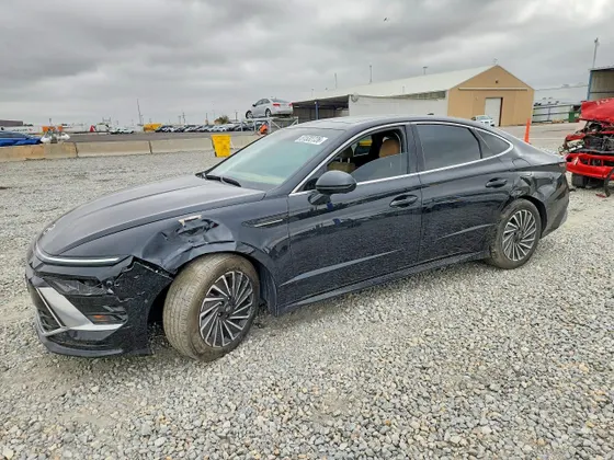 2024 Hyundai Sonata Hybrid Limited