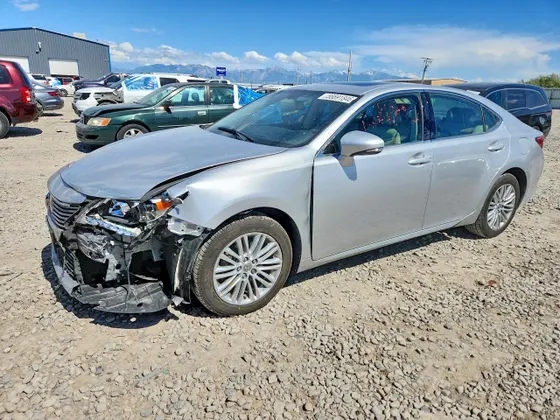 2013 Lexus ES 350 4dr Sdn