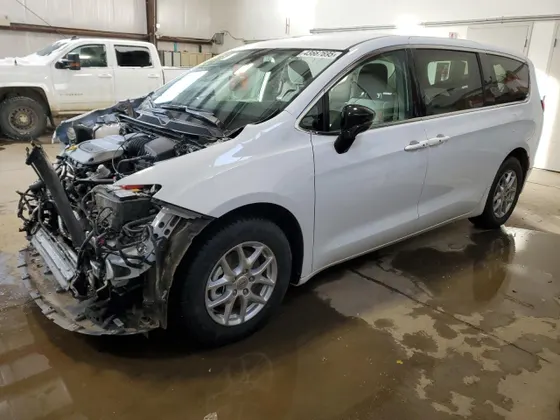 2024 Chrysler GRAND CARAVAN SXT