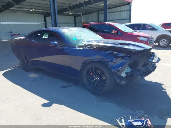 2017 Dodge Challenger SXT Plus