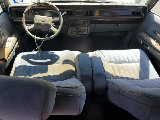 1987 Ford Crown Victoria