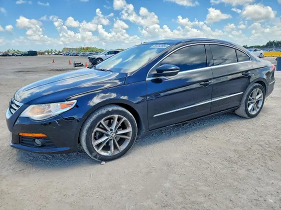 2010 Volkswagen CC Luxury