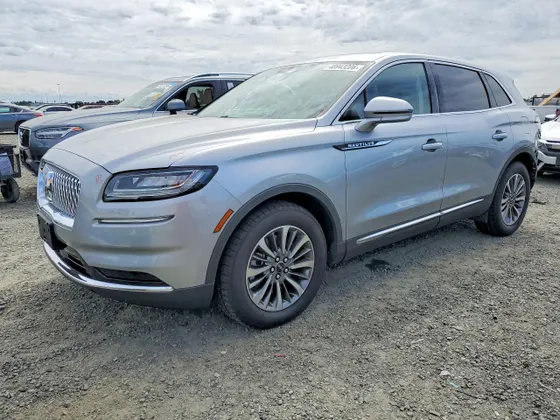 2021 Lincoln Nautilus Standard