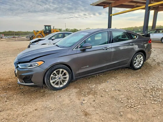 2019 Ford Fusion Hybrid SEL