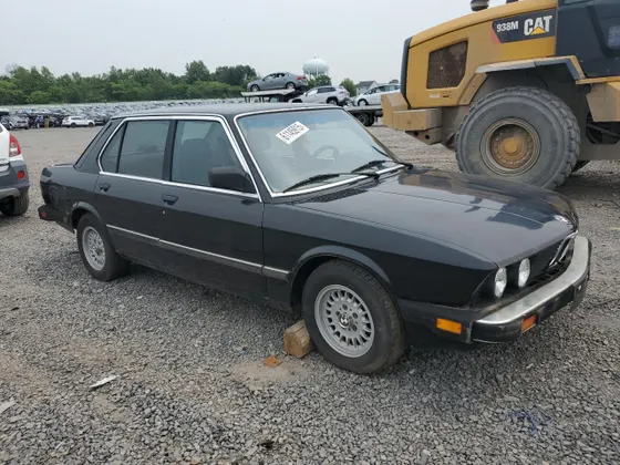 1986 BMW 528 - 533 - 633 - 733 528E