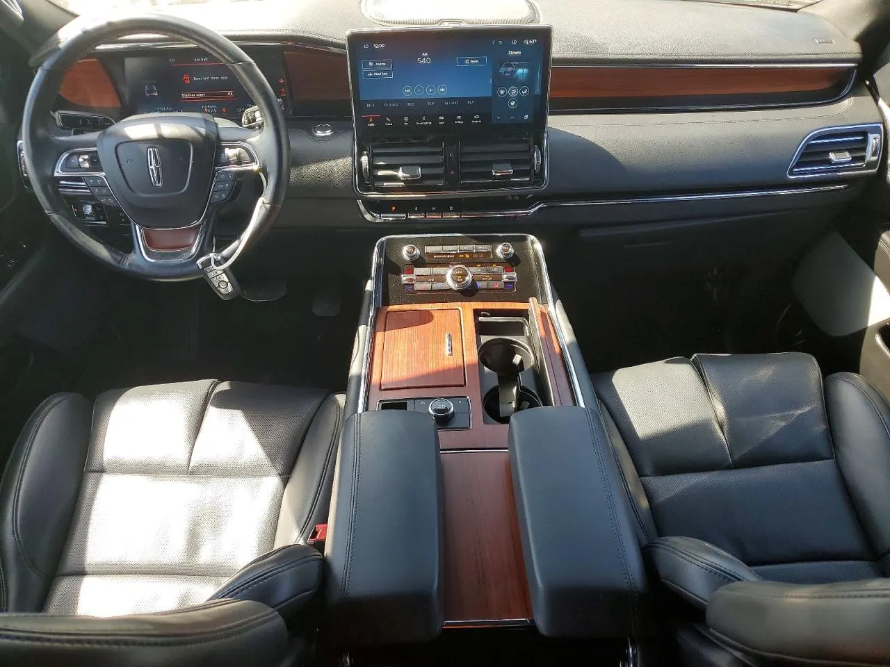 2023 Lincoln Navigator Standard