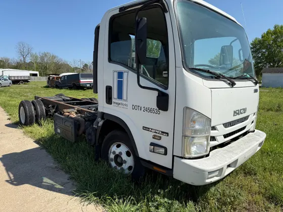 2016 Isuzu NPR NPR HD