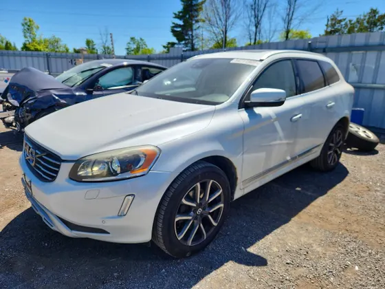 2016 Volvo XC60 T5 Premier