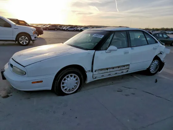 1997 Oldsmobile 88 LS