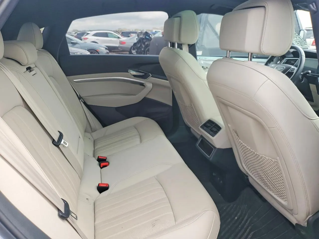 2024 Audi Q8 e-tron Sportback S line Premium Plus