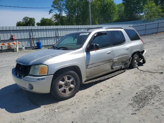 2004 GMC Envoy XUV SLT