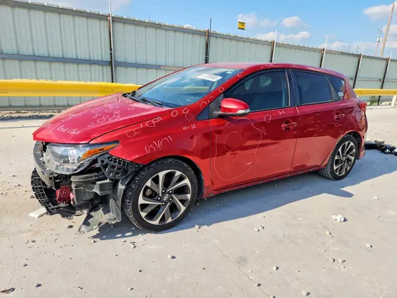 2016 Scion iM