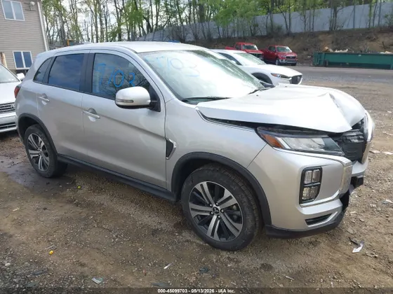 2025 Mitsubishi Outlander Sport S