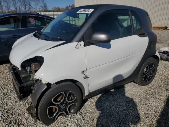 2019 smart EQ fortwo pure