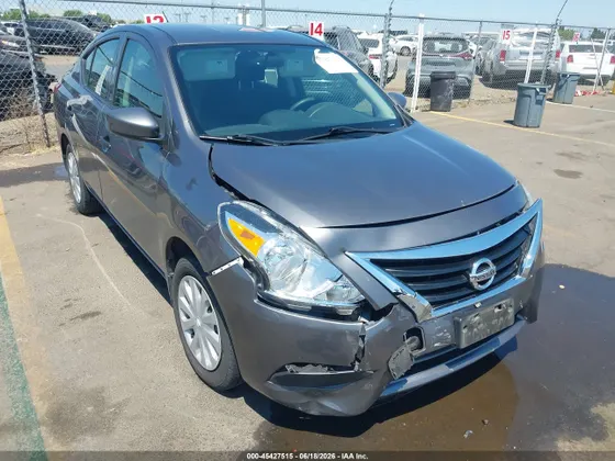 2019 Nissan Versa Sedan S