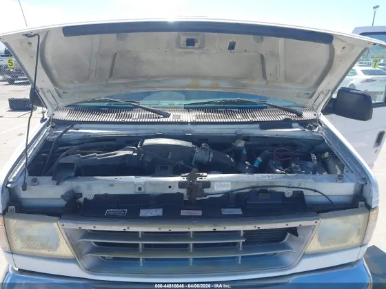 1996 Ford Club Wagon XL