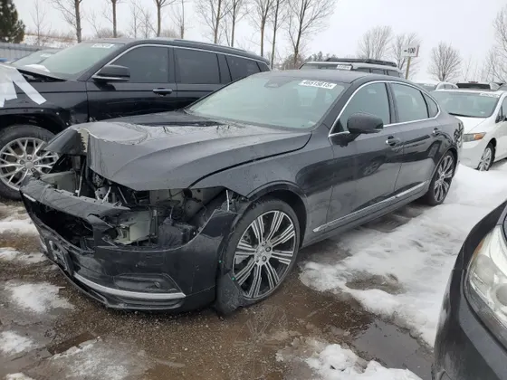2022 Volvo S90 Inscription