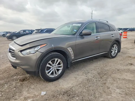2013 INFINITI FX37