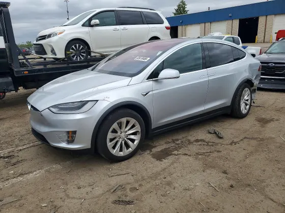 2017 Tesla Model X 90D