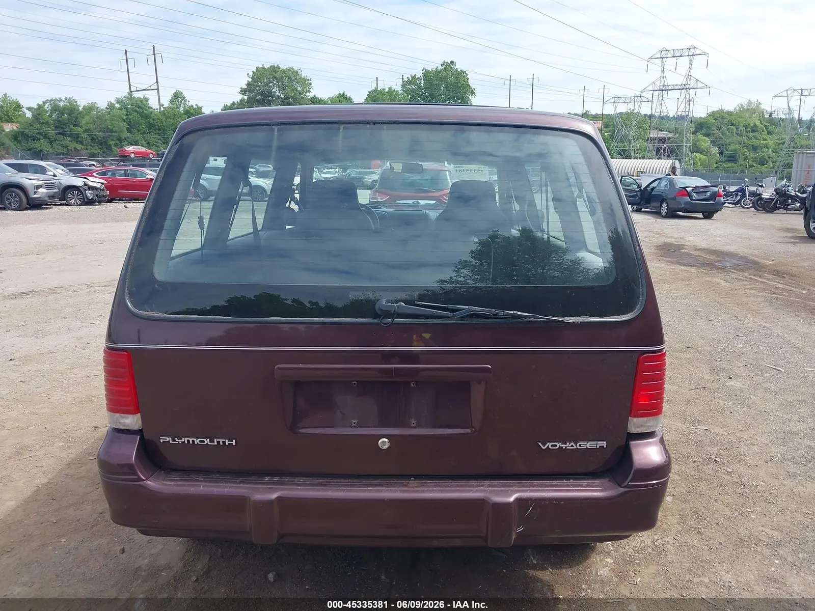 1995 Plymouth Voyager