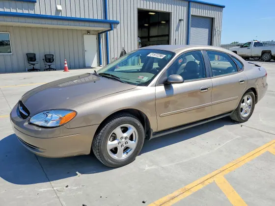 2003 Ford Taurus SES Standard