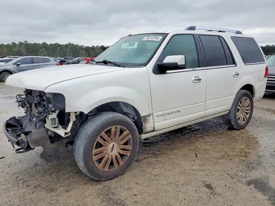 2011 Lincoln Navigator