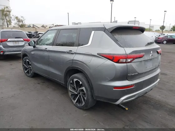 2023 Mitsubishi Outlander PHEV SE