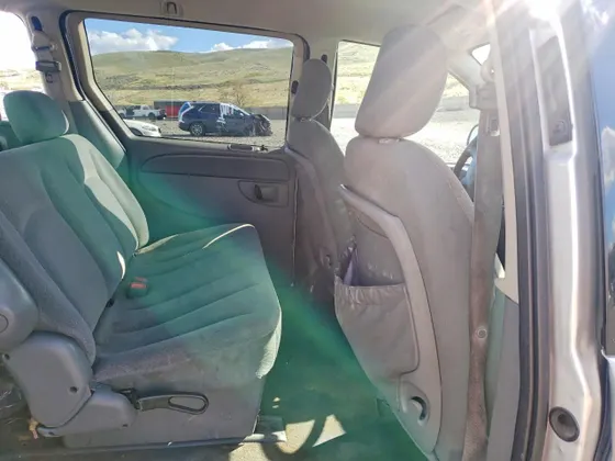 2006 Chrysler Town & Country SWB TOWN & COUNTRY