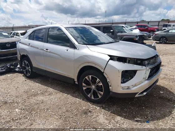2022 Mitsubishi Eclipse Cross SE