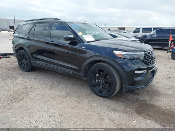 2024 Ford Explorer ST-Line