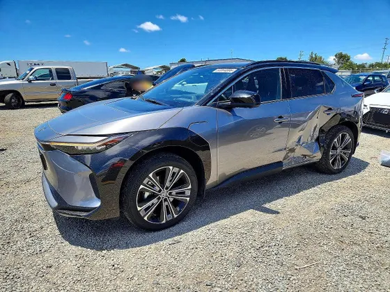 2023 Toyota bZ4X XLE