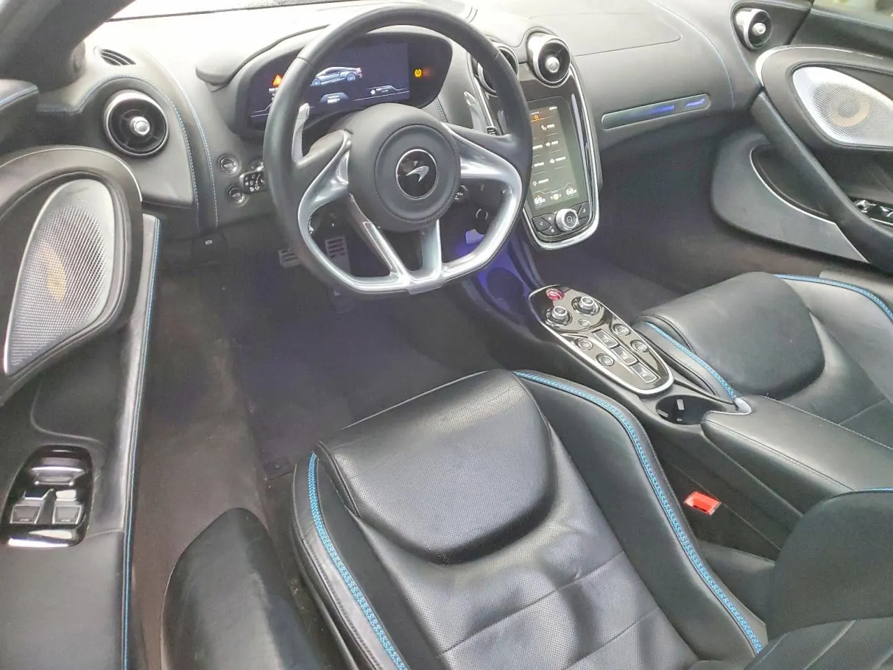 2023 McLaren GT