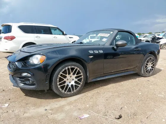 2020 FIAT 124 Spider Lusso
