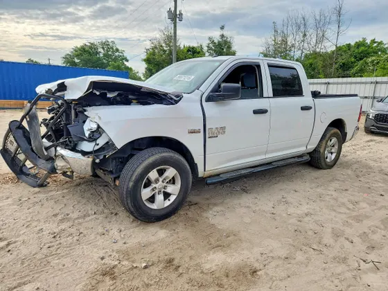 2022 Ram 1500 Classic Tradesman