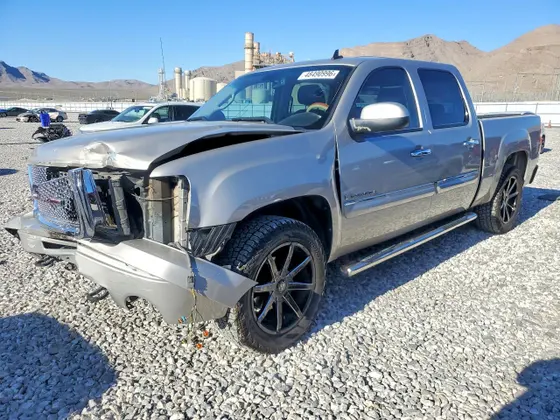 2007 GMC Sierra Denali NEW SIERRA