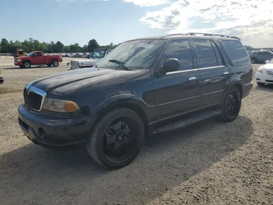 2002 Lincoln Navigator